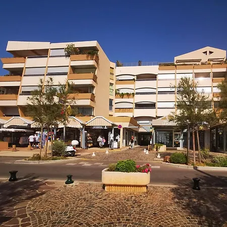 + Pour 4, Acces Plage, Parking, Au Lavandou - Fr-1-803-35 * لو لا فاندو